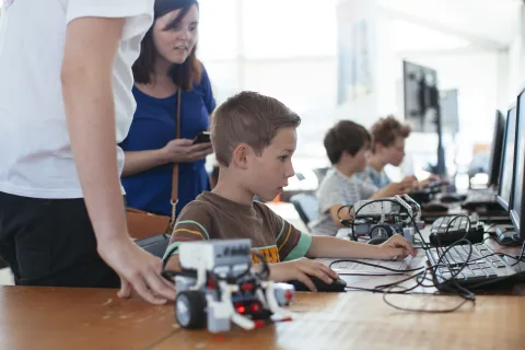 STEM EXP NXT 1